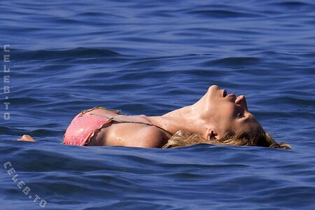 Michelle Hunziker Nude Leaked Photo #62