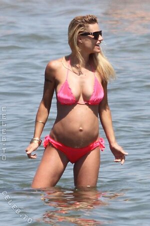 Michelle Hunziker Nude Leaked Photo #575