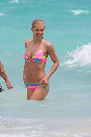 Michelle Hunziker Nude Leaked Photo #635