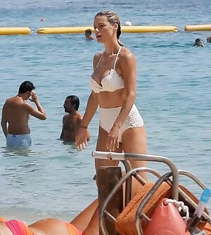 Michelle Hunziker leaked photo #881