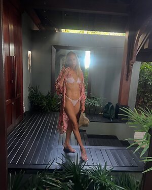 Michelle Monaghan in bikini leaked photo #3