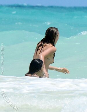 Michelle Rodríguez Nude Leaked Photo #20