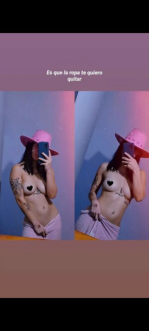 MichiNya leaked photo #6