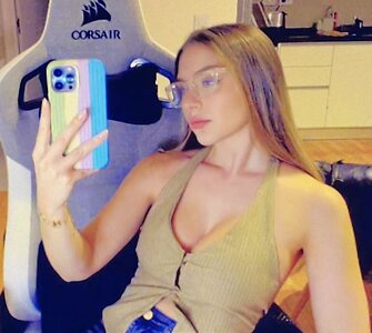 Micol Pontiero leaked photo #12