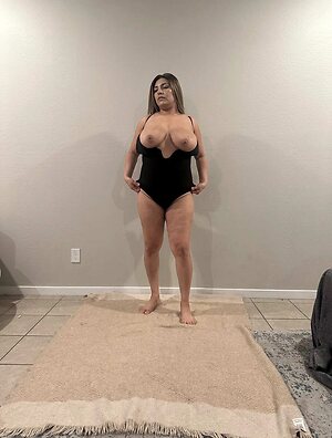 Middle Eastern North Nude Leaked Photo #27