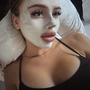miellass leaked photo #8