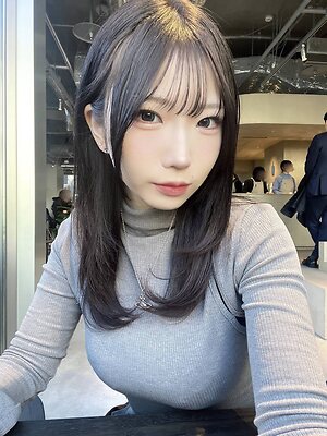 Miina Yoneda leaked photo #7