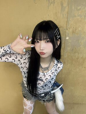 Miina Yoneda leaked photo #29