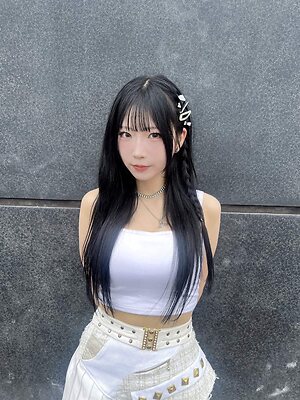 Miina Yoneda leaked photo #37