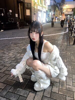 Miina Yoneda leaked photo #40