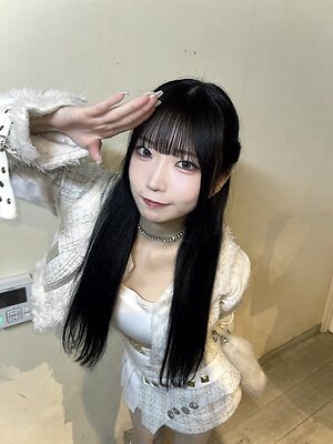 Miina Yoneda leaked photo #45