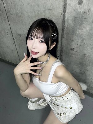 Miina Yoneda leaked photo #55