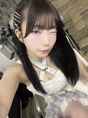 Miina Yoneda leaked photo #87