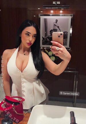 Miiss_chanel Nude Leaked Photo #3
