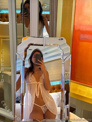 Mikaela Lafuente photo