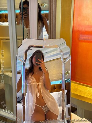 Mikaela Lafuente photo