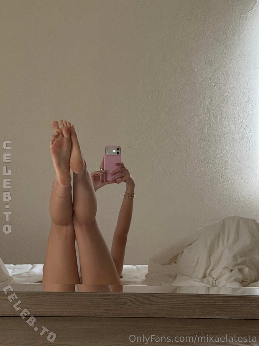 Mikaela Testa photo