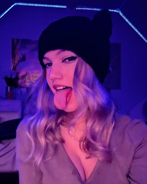 Mikah Lynn leaked photo #11
