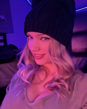 Mikah Lynn leaked photo #12