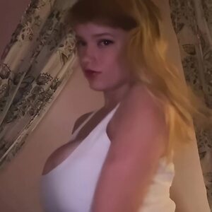Mikahhlynn leaked photo #20