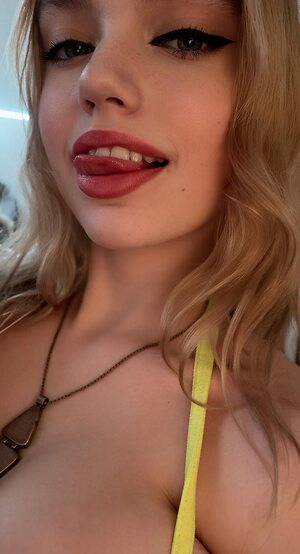 Mikahhlynn leaked photo #42