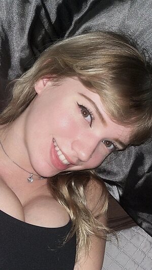 Mikahhlynn Nude Leaked Photo #59