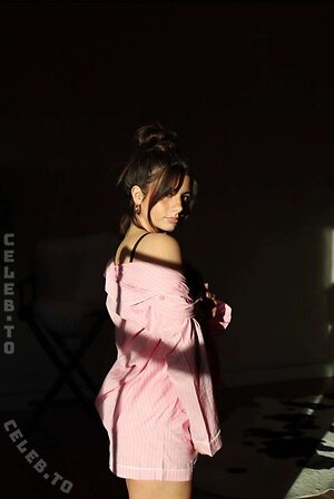 Mikayla Campinos More Nude Photos