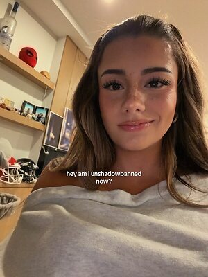 Mikayla Campinos