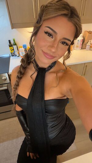 Mikayla Campinos