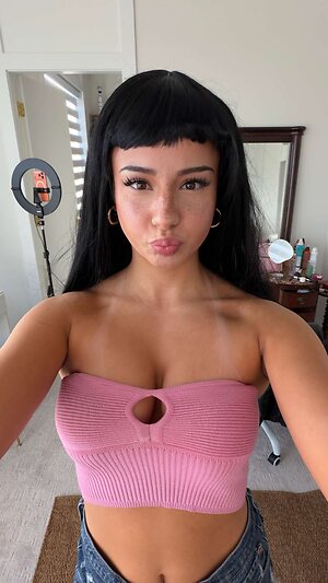 Mikayla Campinos leaked photos