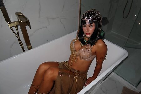 Mikayla Campinos leaked photo #309
