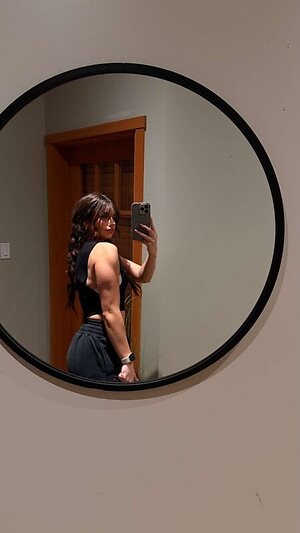 Mikayla Campinos