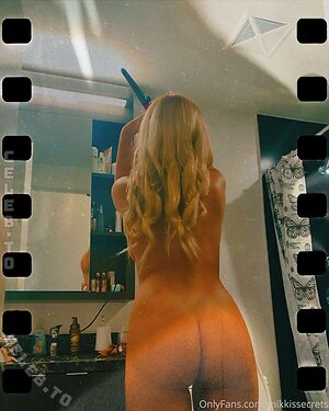 Mikki Marie More Nude Photos