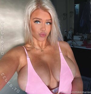 Mikki Marie Nude Photos