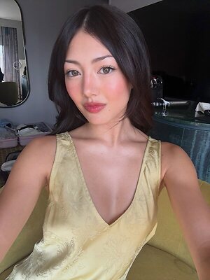 Miku Martineau leaked photo #36