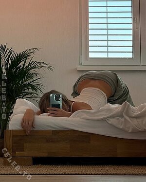 Mila Klein photo