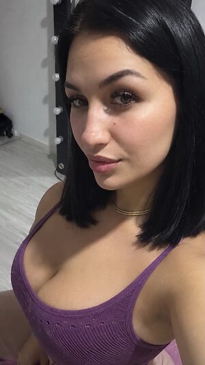 Milagros Solodujin leaked photo #11