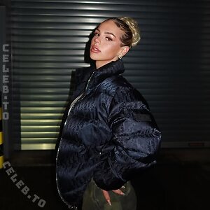 Milaneedls Nude Leaked Photo #8