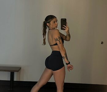 milenamsmith leaked photo #4