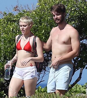 Miley Cyrus Nude Leaked Photo #182