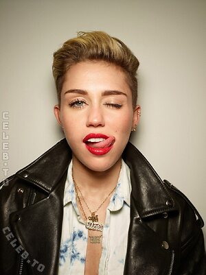 Miley Cyrus Nude Leaked Photo #235