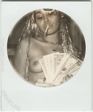 Miley Cyrus Nude Leaked Photo #364