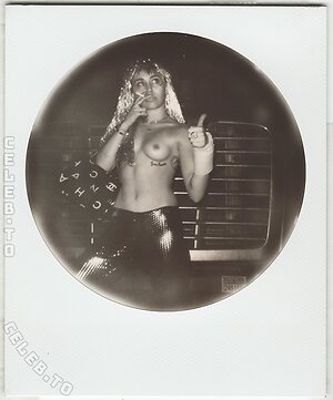 Miley Cyrus Nude Leaked Photo #373