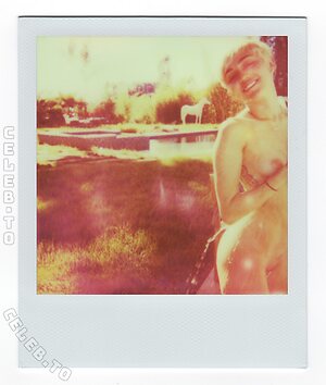 Miley Cyrus Nude Leaked Photo #374