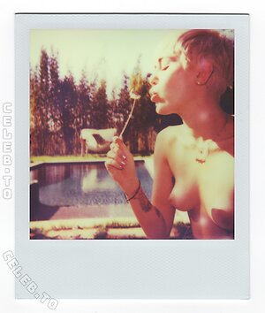 Miley Cyrus Nude Leaked Photo #377