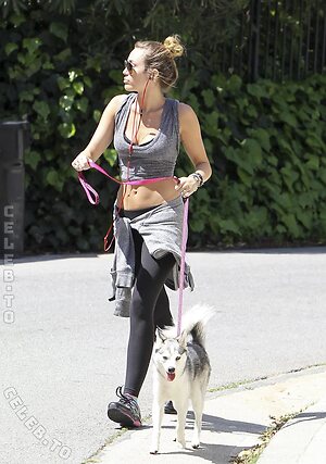 Miley Cyrus Nude Leaked Photo #457