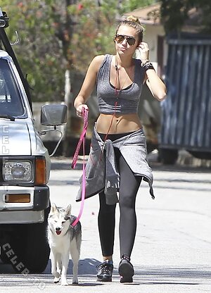 Miley Cyrus Nude Leaked Photo #459