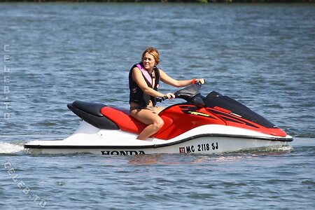Miley Cyrus photo