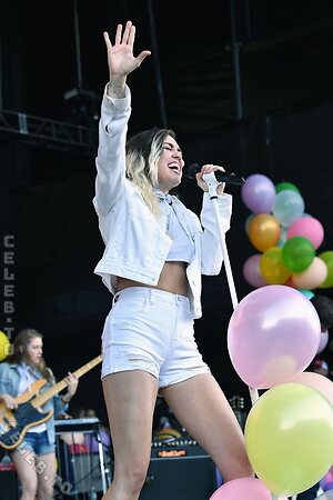 Miley Cyrus photo