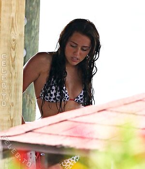 Miley Cyrus photo